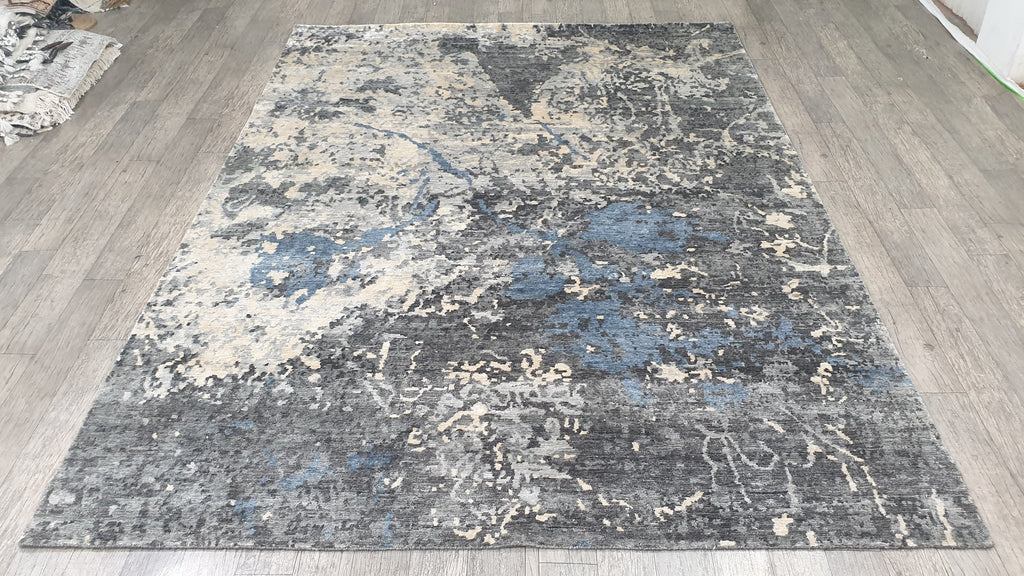 Nocturne Patina – Hand-knotted Design