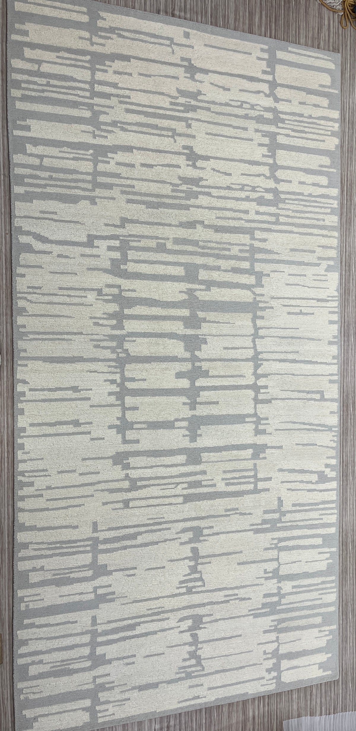 Linear Cadence – Hand-knotted Design