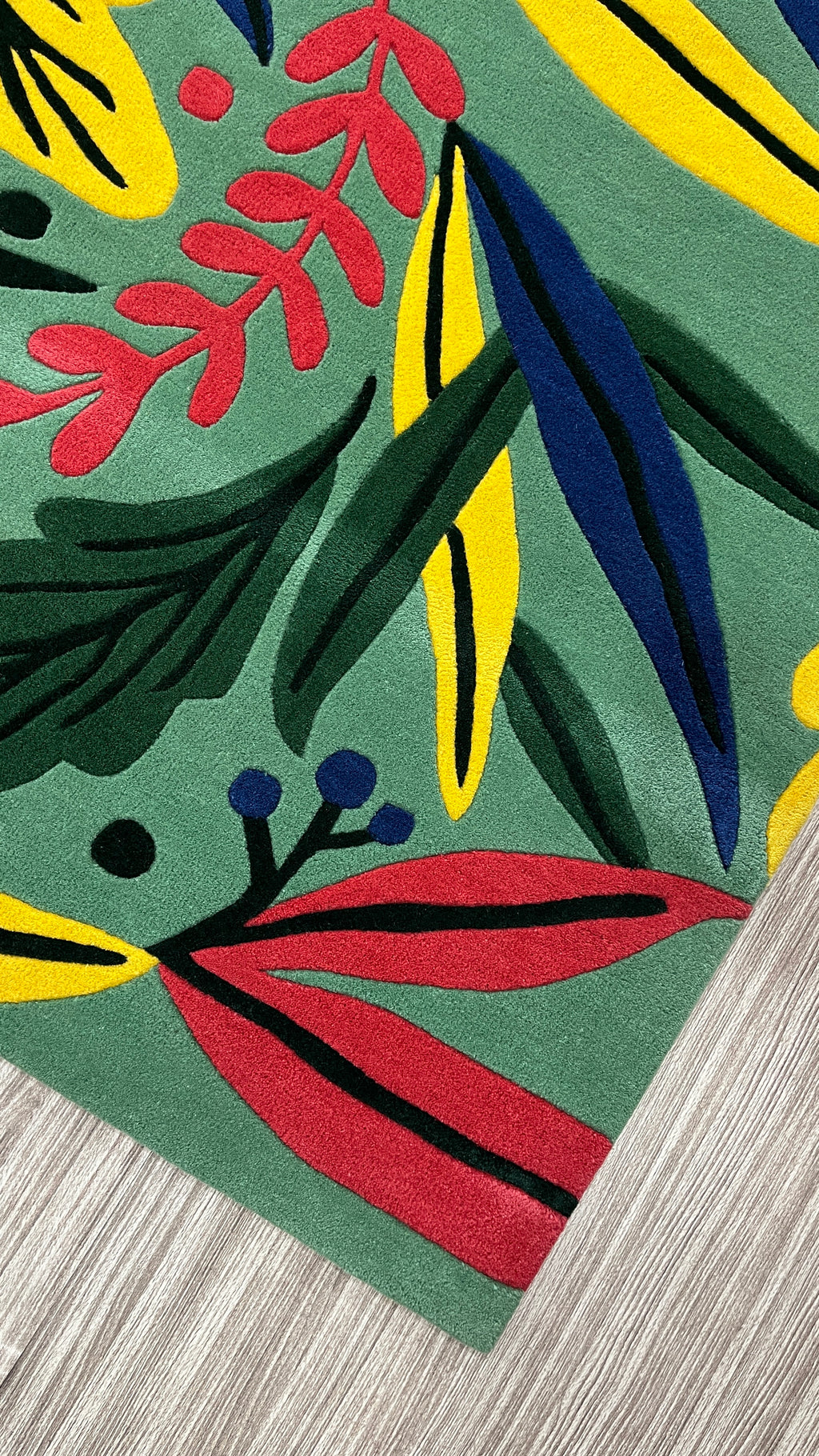 Botanical Expression - Hand-tufted Design
