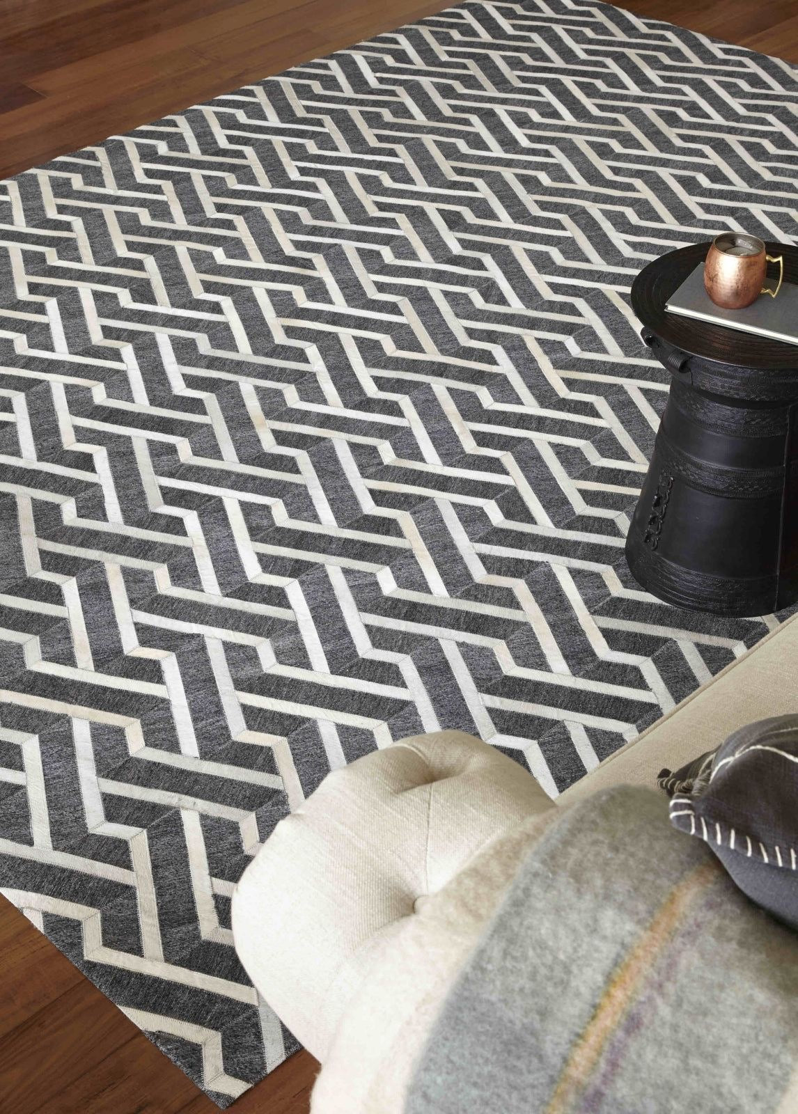 3D-Geometric Chevron Patchwork Lederteppich