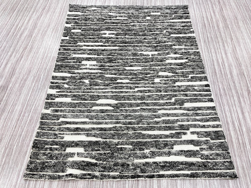 Basalt Lines – Hand-knotted Design